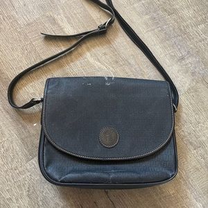 Vintage Fendi crossbody bag